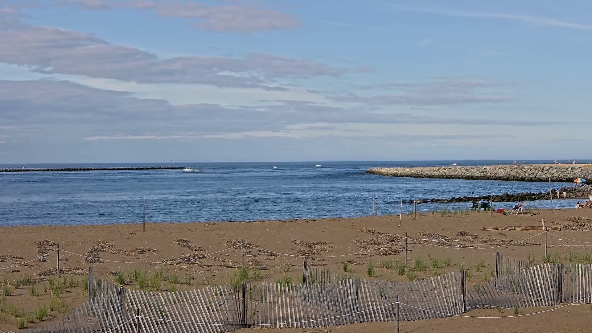 Newburyport, Mouth of the Merrimack River Live Cam - Newburyport, Essex, Massachusetts, USA