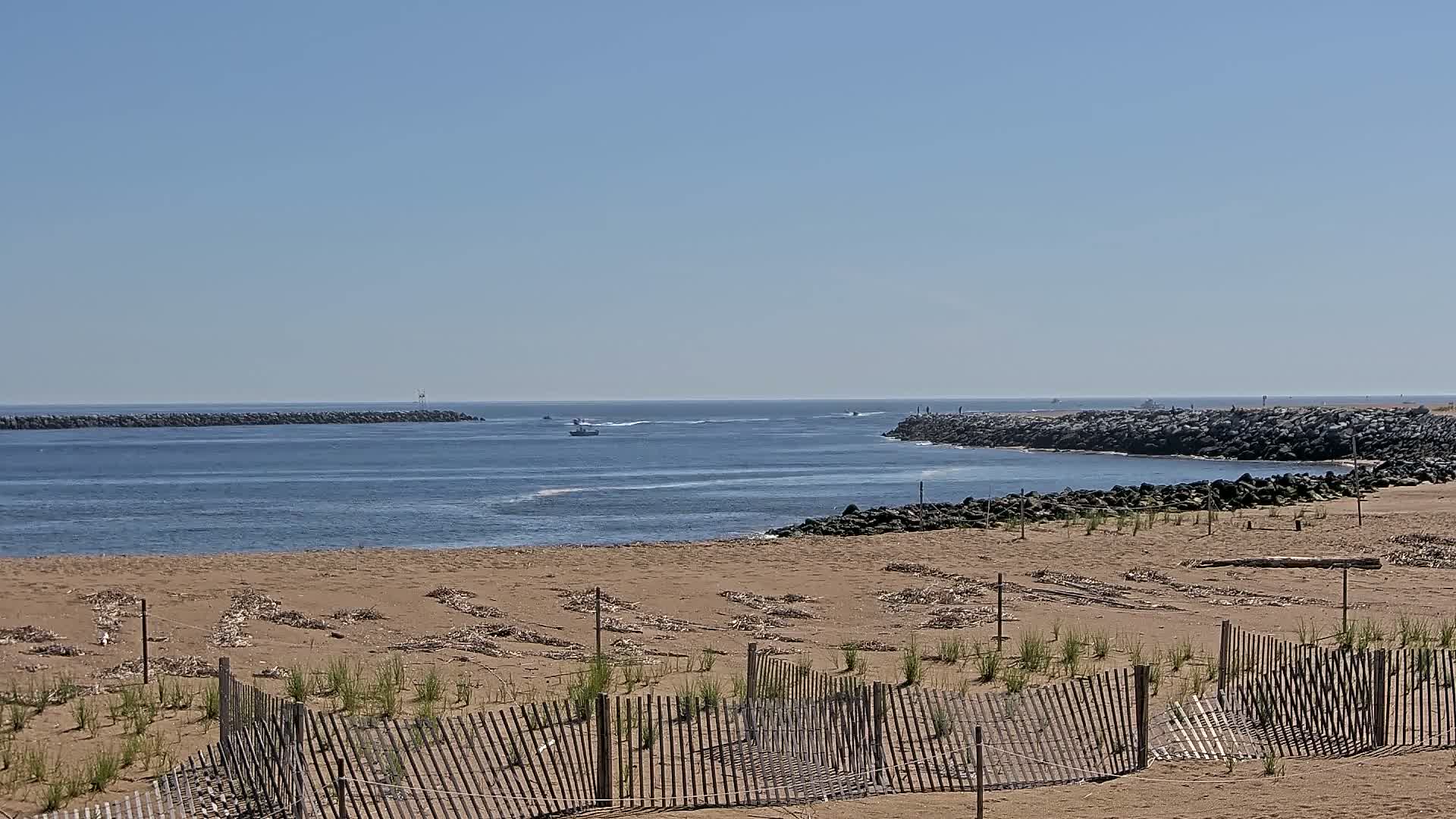 Newburyport, Mouth of the Merrimack River Live Cam - Newburyport, Essex, Massachusetts, USA