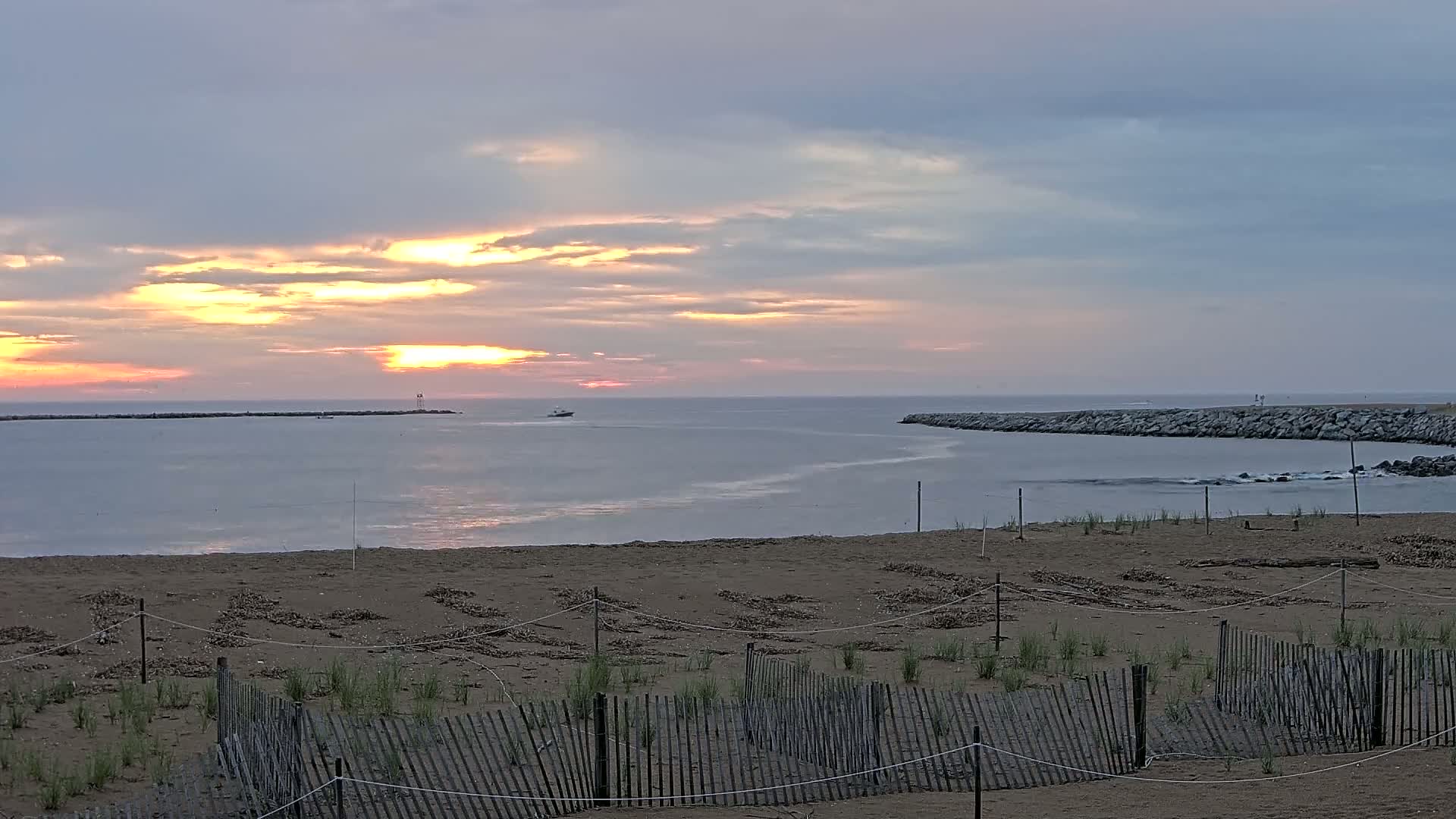Newburyport, Mouth of the Merrimack River Live Cam - Newburyport, Essex, Massachusetts, USA