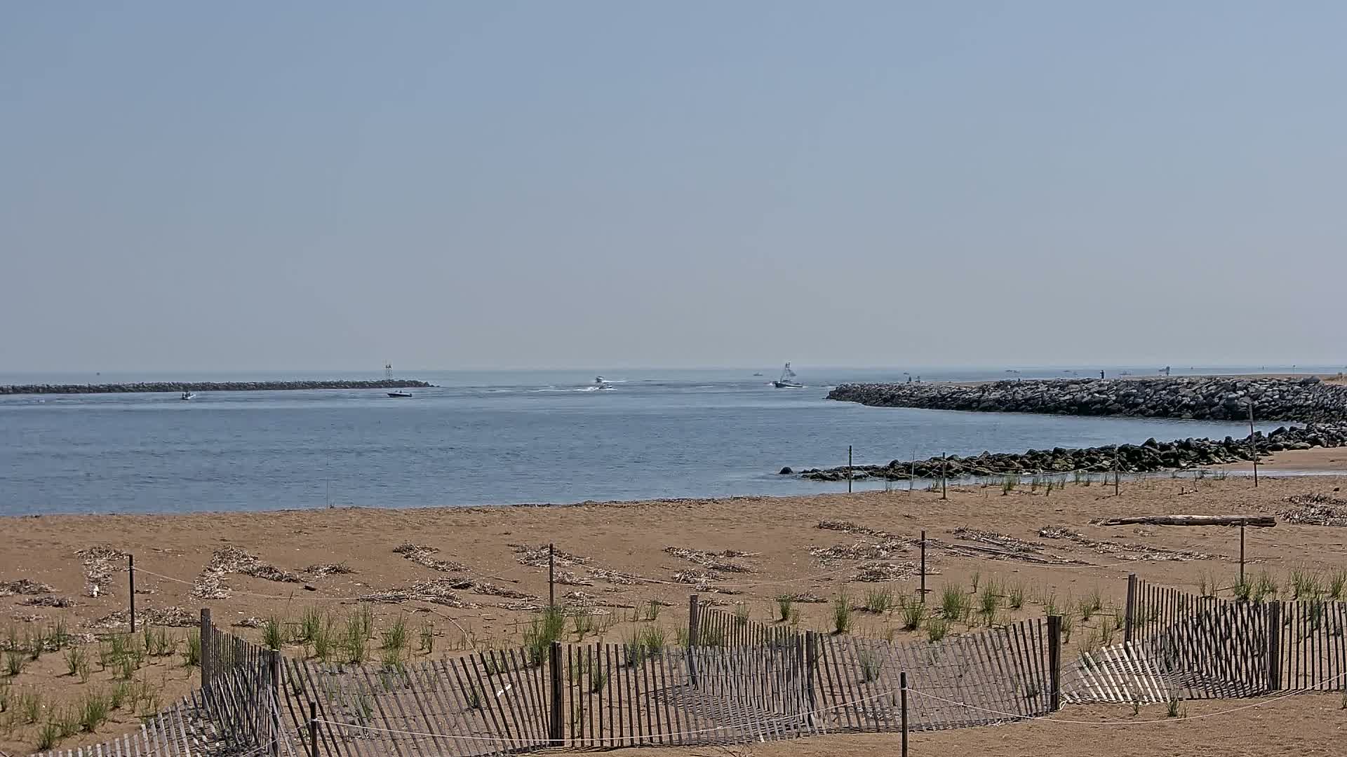 Newburyport, Mouth of the Merrimack River Live Cam - Newburyport, Essex, Massachusetts, USA