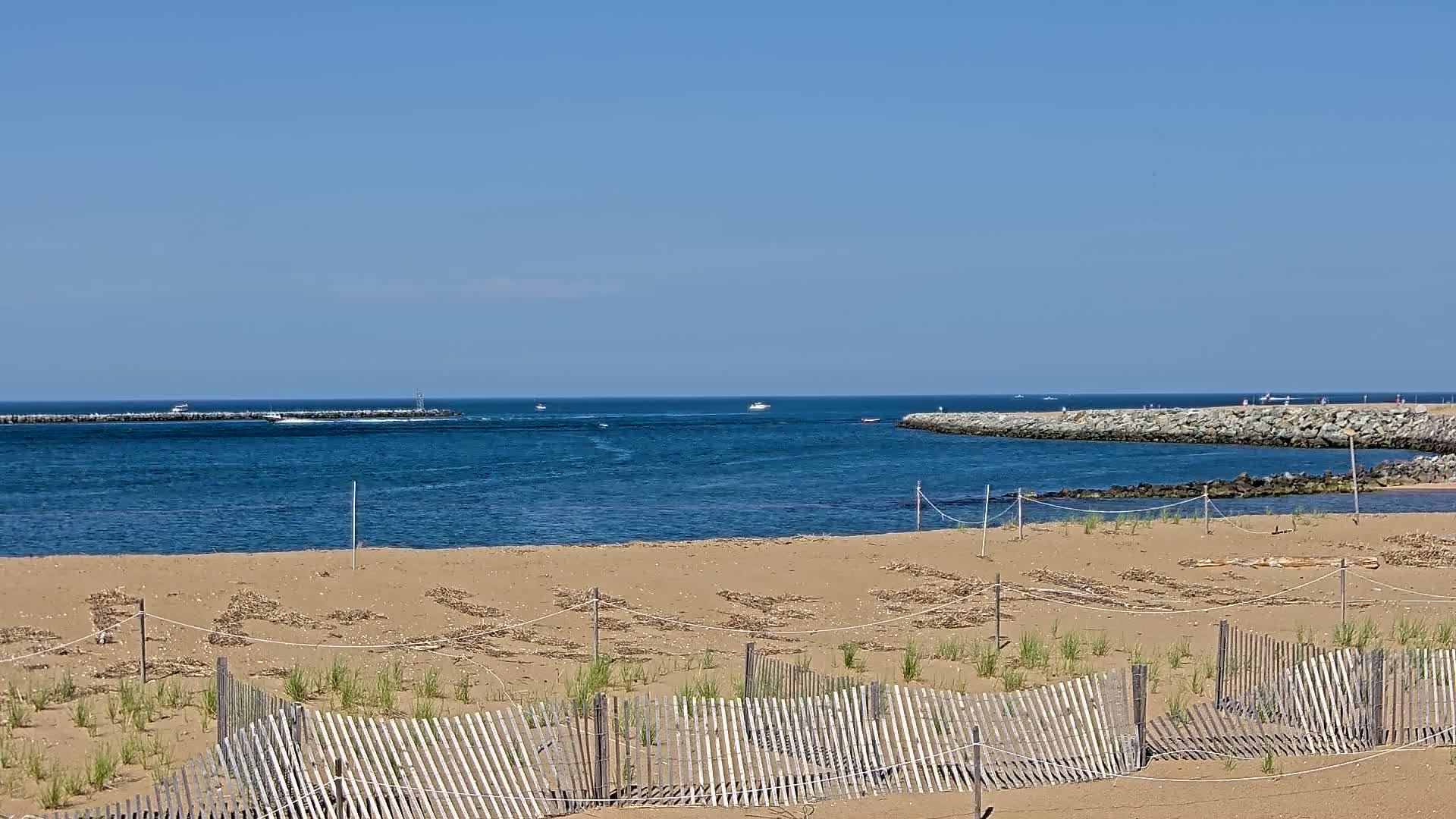 Newburyport, Mouth of the Merrimack River Live Cam - Newburyport, Essex, Massachusetts, USA