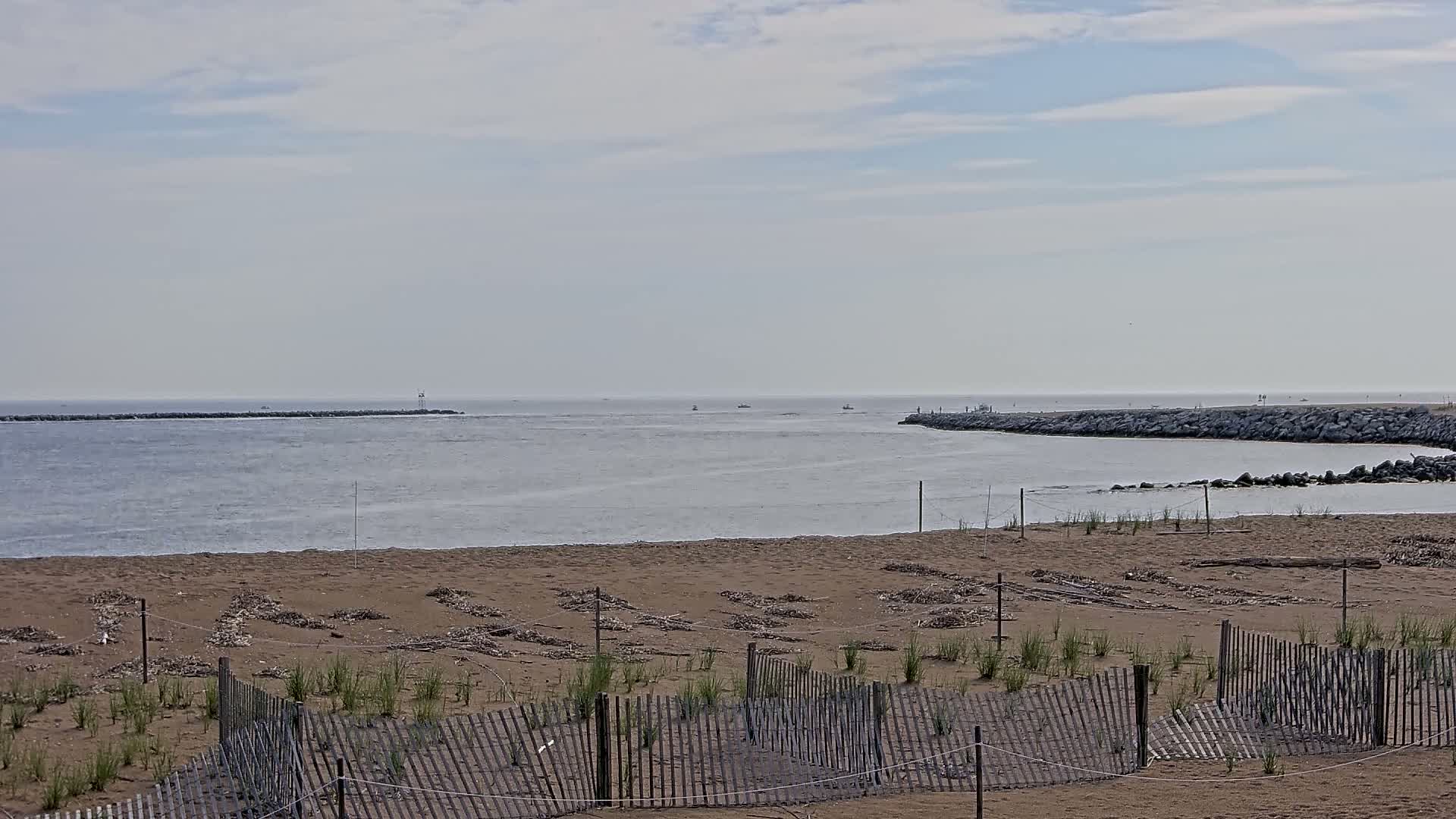 Newburyport, Mouth of the Merrimack River Live Cam - Newburyport, Essex, Massachusetts, USA