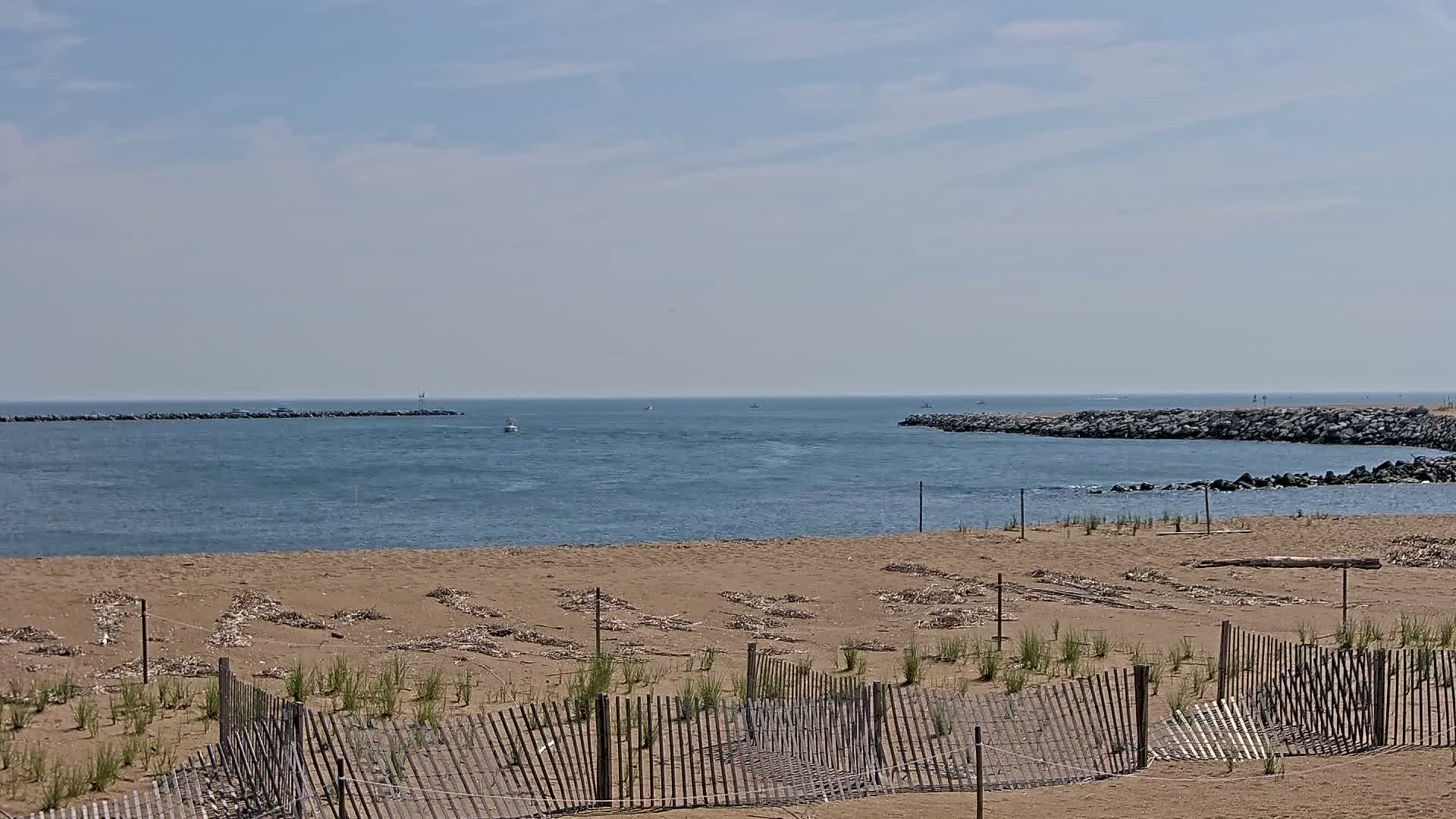 Newburyport, Mouth of the Merrimack River Live Cam - Newburyport, Essex, Massachusetts, USA