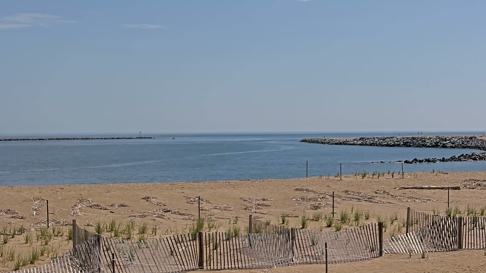 Newburyport, Mouth of the Merrimack River Live Cam - Newburyport, Essex, Massachusetts, USA