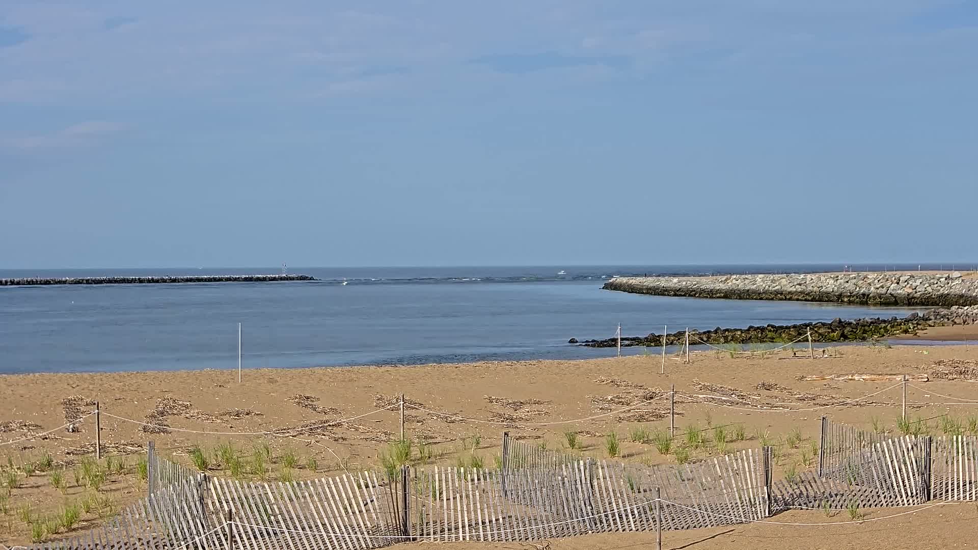 Newburyport, Mouth of the Merrimack River Live Cam - Newburyport, Essex, Massachusetts, USA