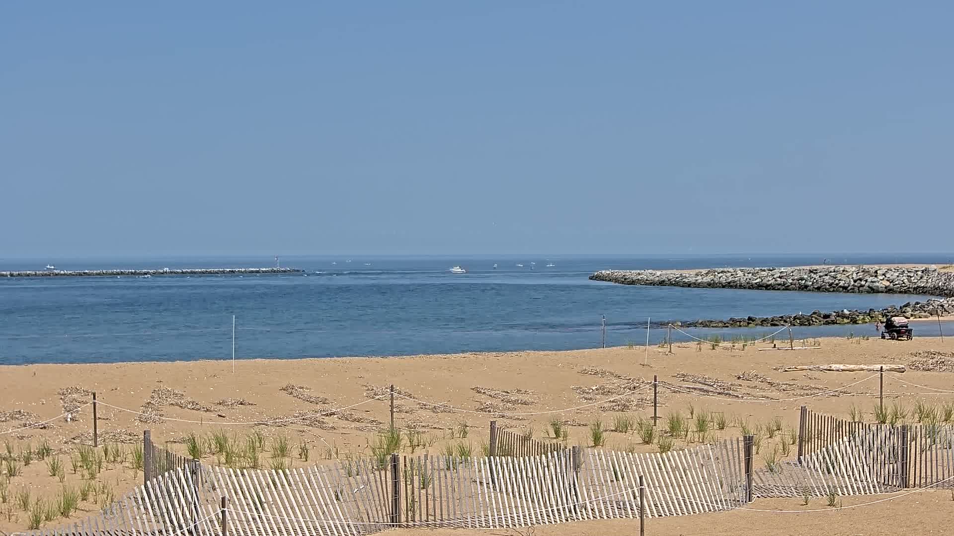 Newburyport, Mouth of the Merrimack River Live Cam - Newburyport, Essex, Massachusetts, USA