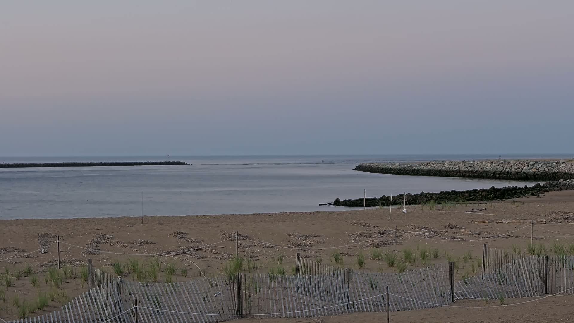 Newburyport, Mouth of the Merrimack River Live Cam - Newburyport, Essex, Massachusetts, USA