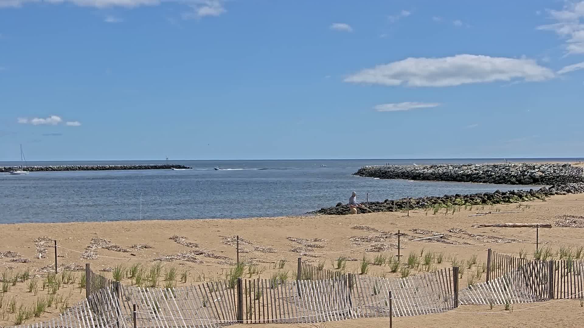 Newburyport, Mouth of the Merrimack River Live Cam - Newburyport, Essex, Massachusetts, USA