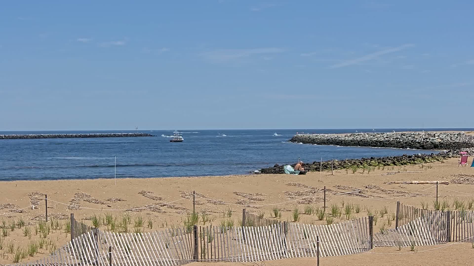 Newburyport, Mouth of the Merrimack River Live Cam - Newburyport, Essex, Massachusetts, USA