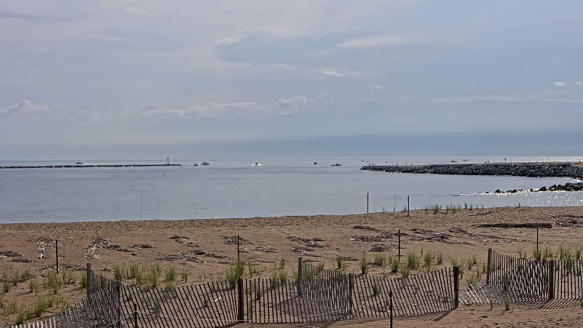 Newburyport, Mouth of the Merrimack River Live Cam - Newburyport, Essex, Massachusetts, USA