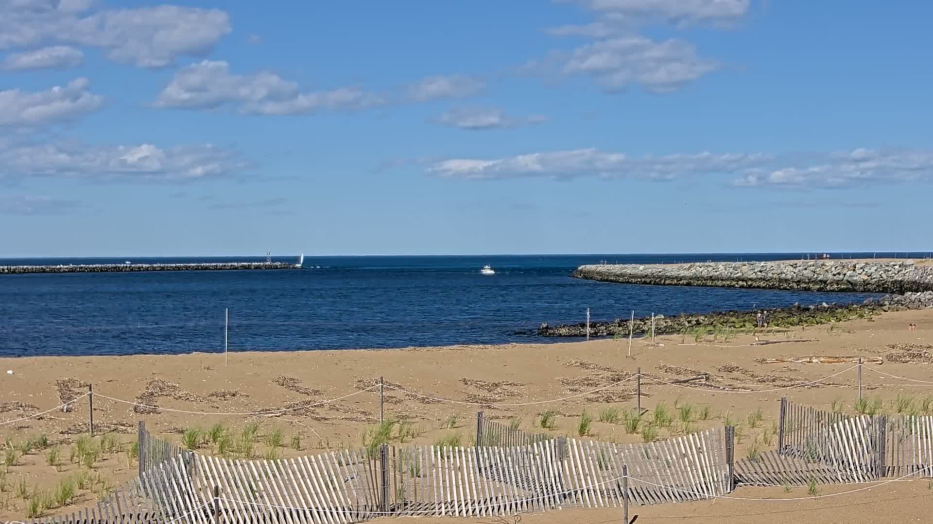 Newburyport, Mouth of the Merrimack River Live Cam - Newburyport, Essex, Massachusetts, USA