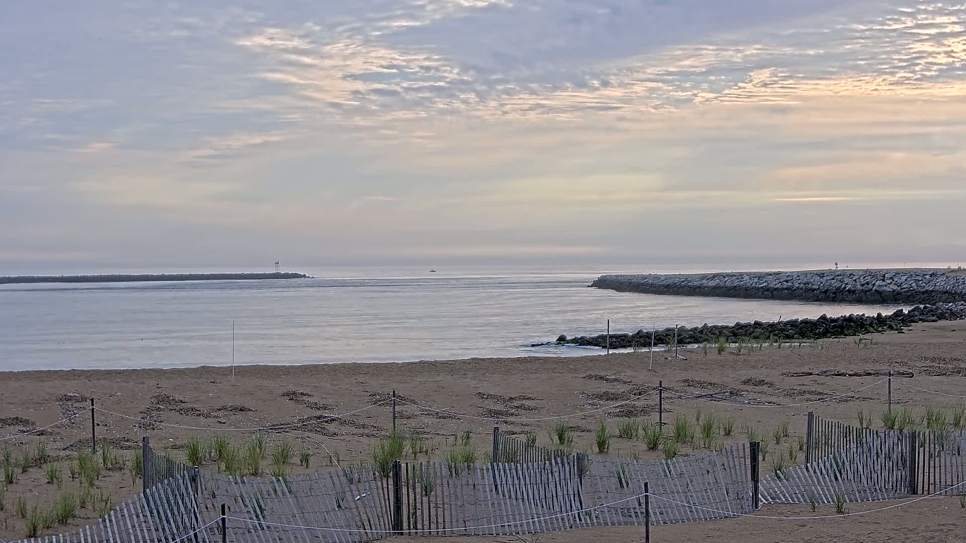 Newburyport, Mouth of the Merrimack River Live Cam - Newburyport, Essex, Massachusetts, USA
