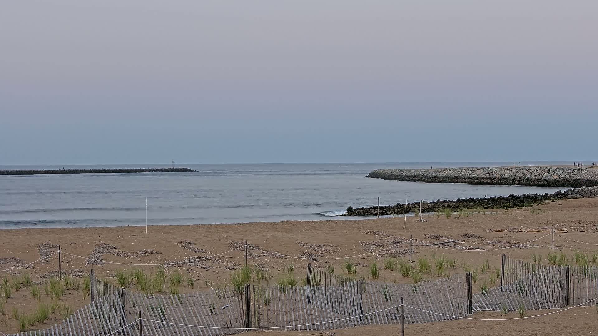 Newburyport, Mouth of the Merrimack River Live Cam - Newburyport, Essex, Massachusetts, USA