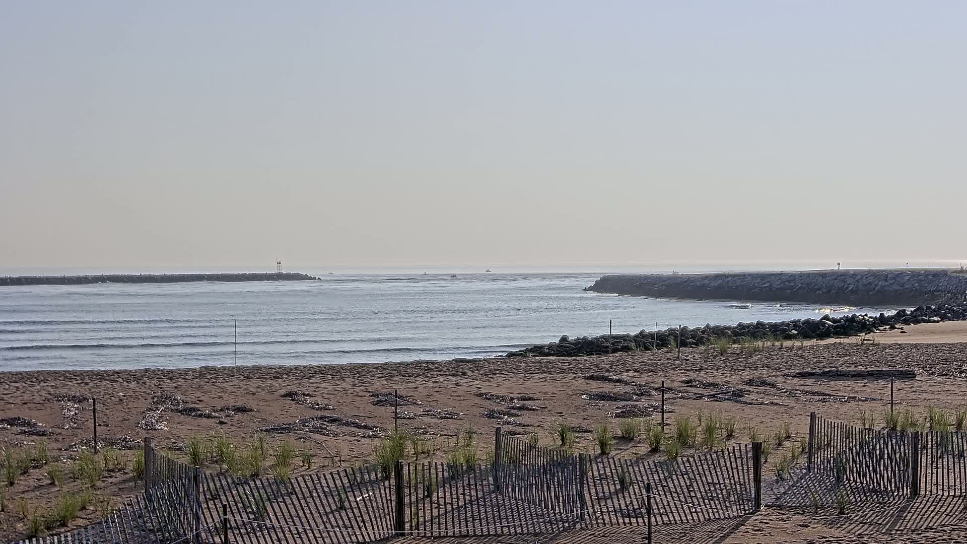 Newburyport, Mouth of the Merrimack River Live Cam - Newburyport, Essex, Massachusetts, USA
