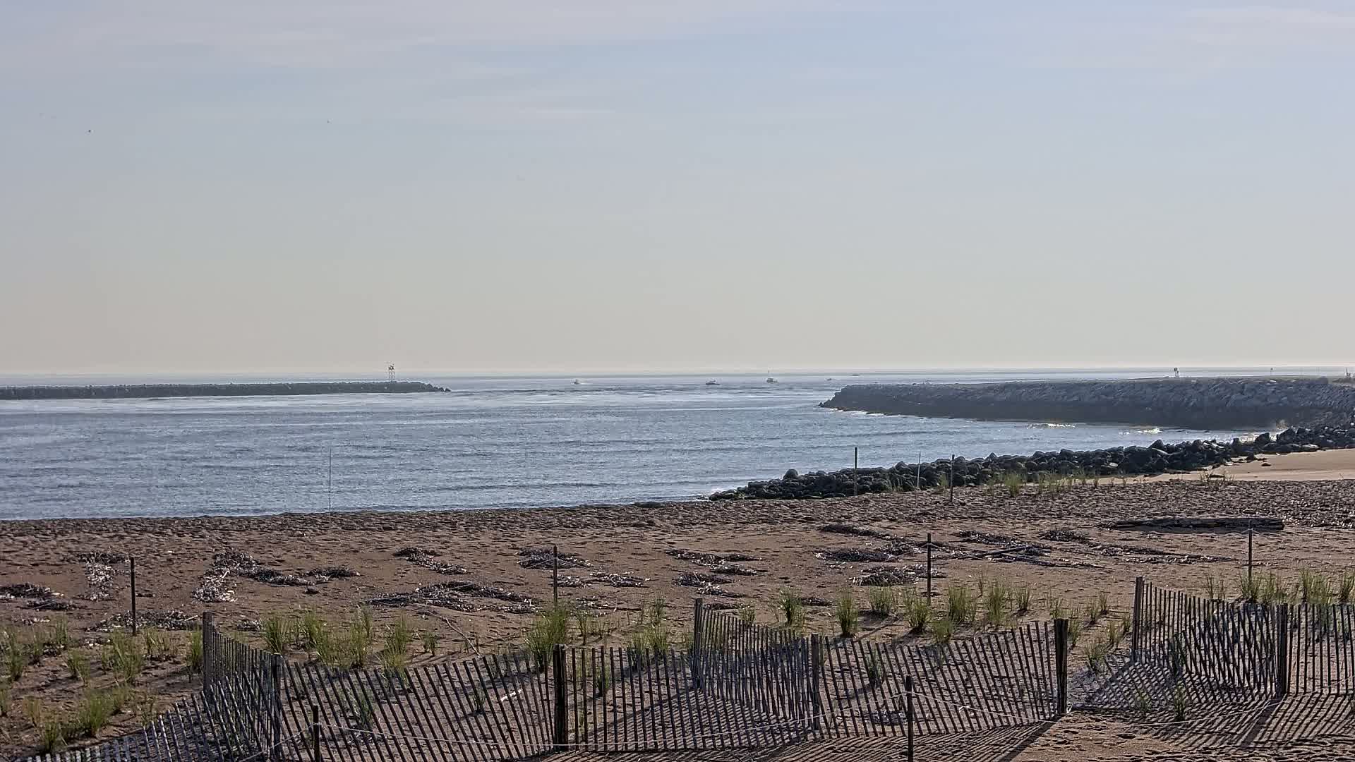 Newburyport, Mouth of the Merrimack River Live Cam - Newburyport, Essex, Massachusetts, USA