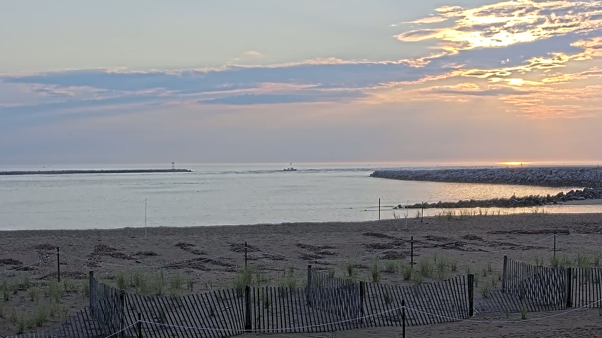 Newburyport, Mouth of the Merrimack River Live Cam - Newburyport, Essex, Massachusetts, USA