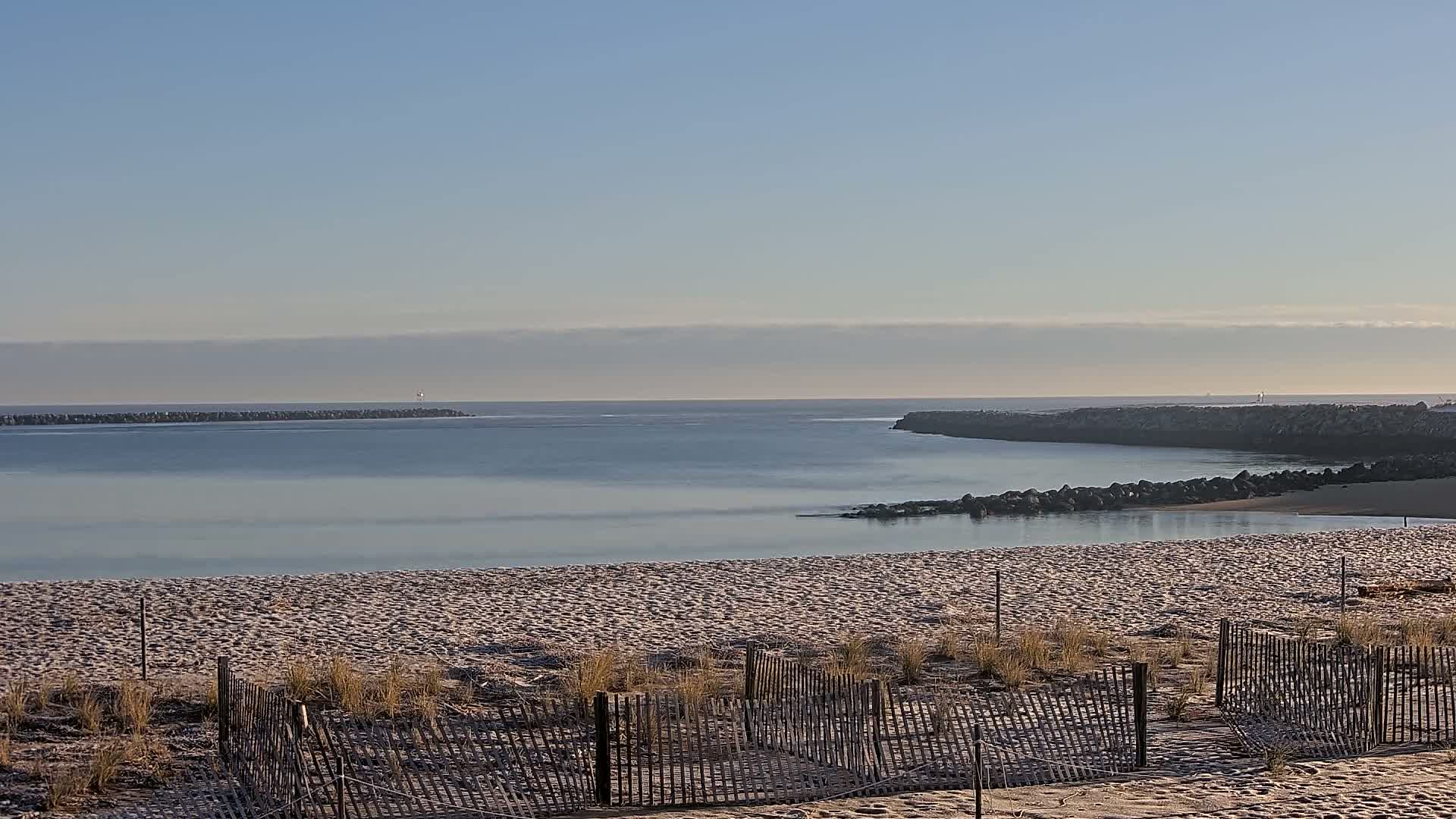 Newburyport, Mouth of the Merrimack River Live Cam - Newburyport, Essex, Massachusetts, USA
