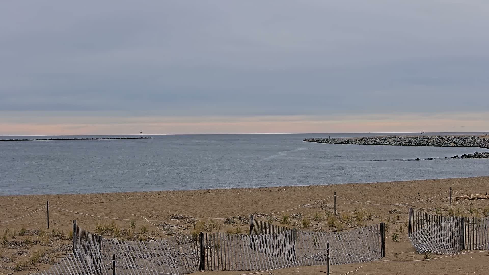 Newburyport, Mouth of the Merrimack River Live Cam - Newburyport, Essex, Massachusetts, USA