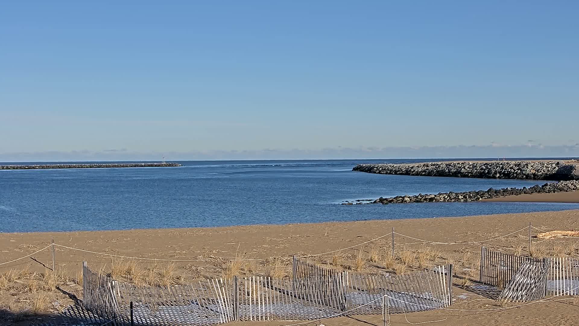 Newburyport, Mouth of the Merrimack River Live Cam - Newburyport, Essex, Massachusetts, USA
