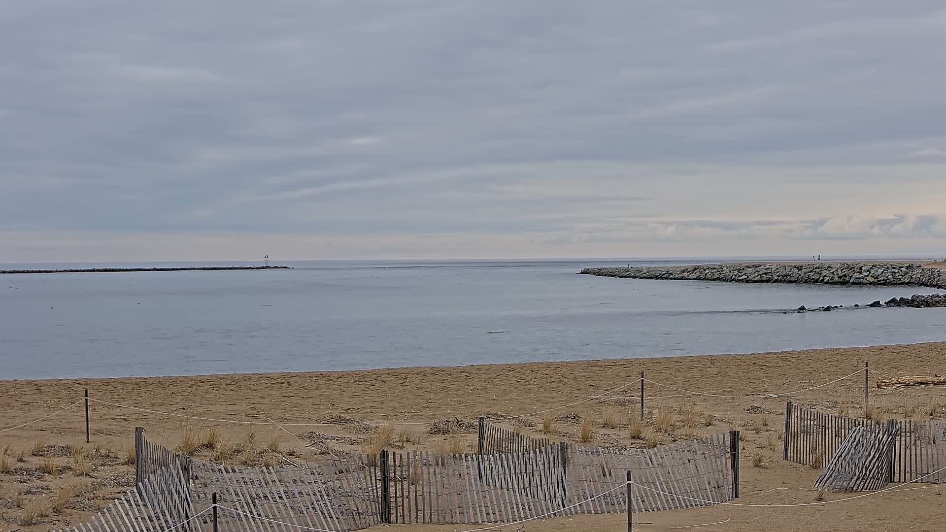 Newburyport, Mouth of the Merrimack River Live Cam - Newburyport, Essex, Massachusetts, USA