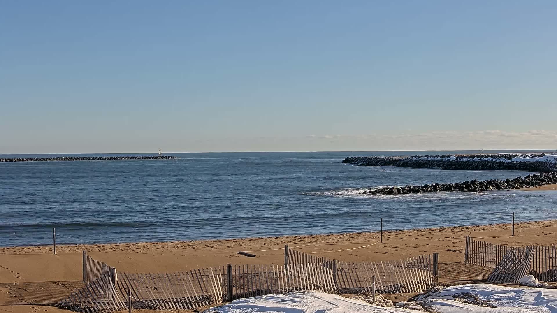 Newburyport, Mouth of the Merrimack River Live Cam - Newburyport, Essex, Massachusetts, USA