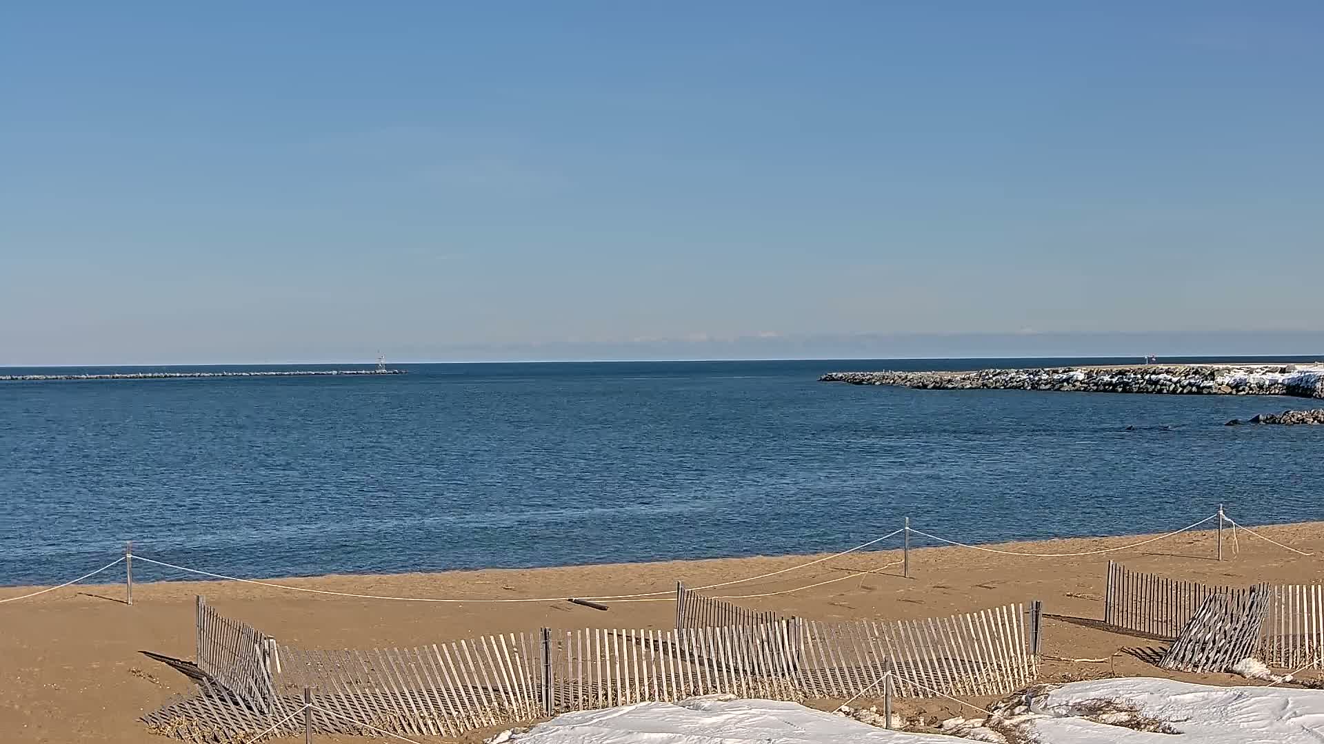 Newburyport, Mouth of the Merrimack River Live Cam - Newburyport, Essex, Massachusetts, USA