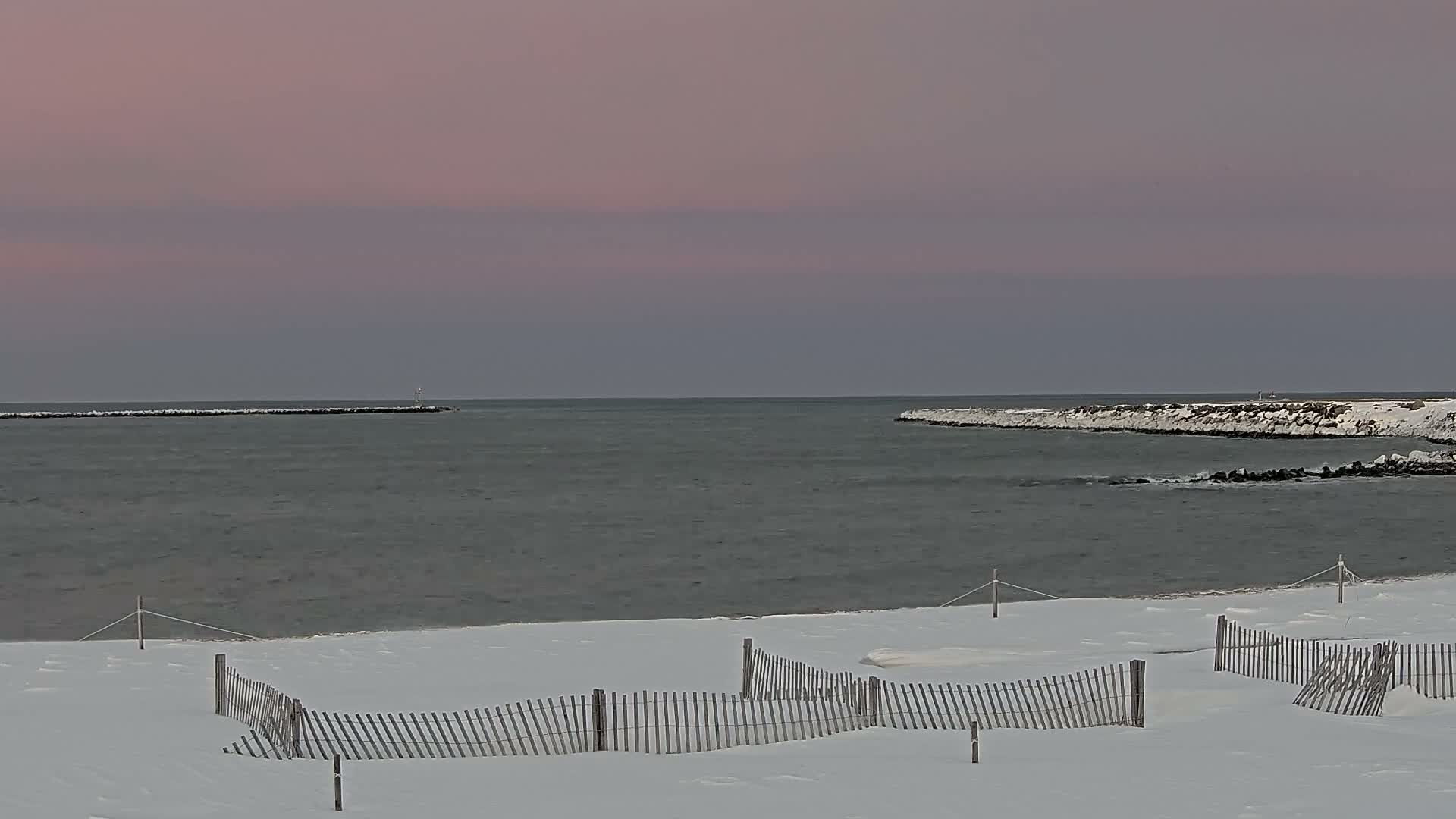Newburyport, Mouth of the Merrimack River Live Cam - Newburyport, Essex, Massachusetts, USA