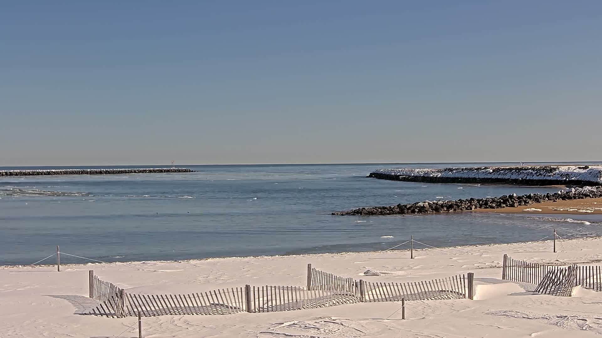 Newburyport, Mouth of the Merrimack River Live Cam - Newburyport, Essex, Massachusetts, USA