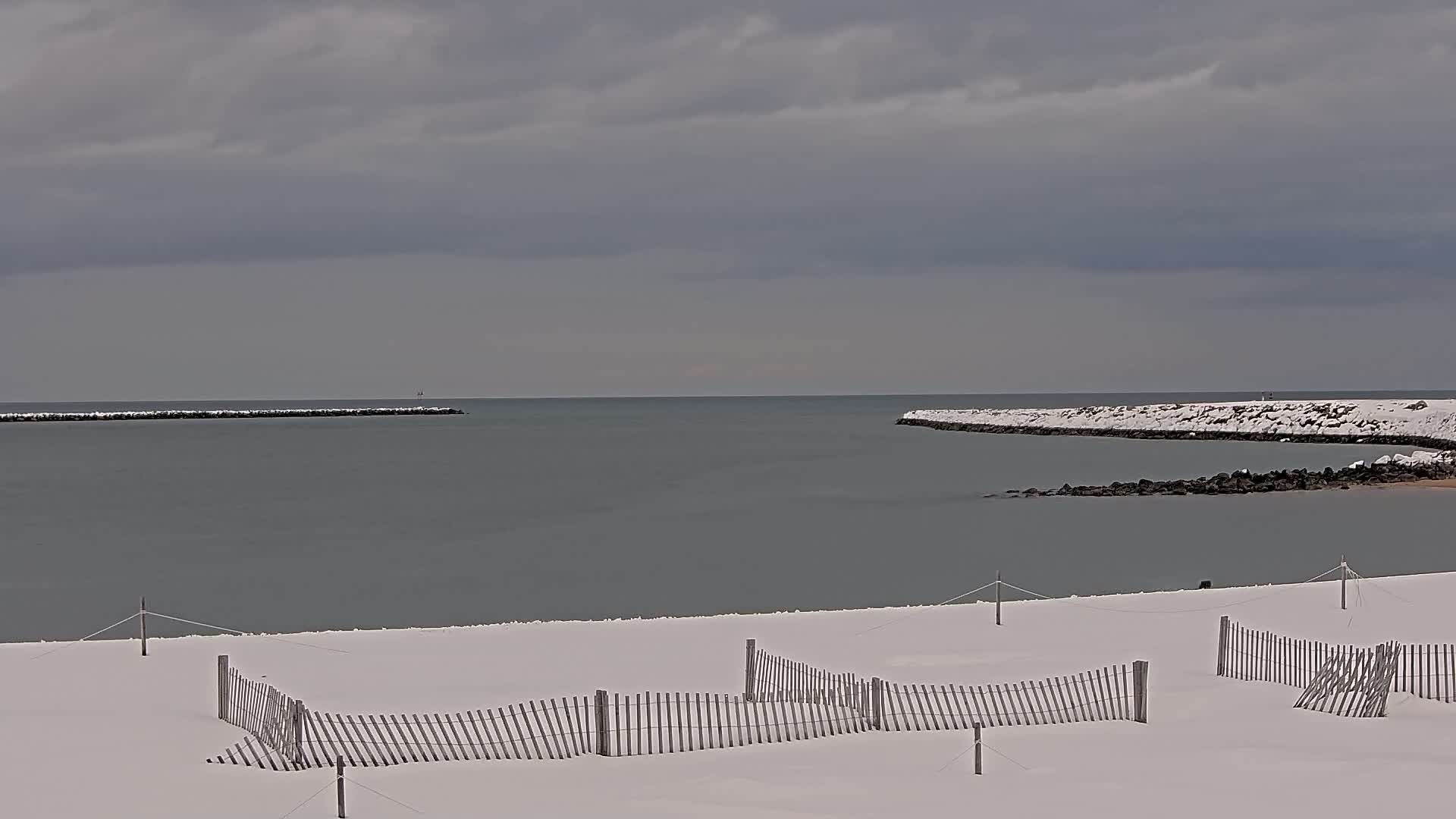 Newburyport, Mouth of the Merrimack River Live Cam - Newburyport, Essex, Massachusetts, USA