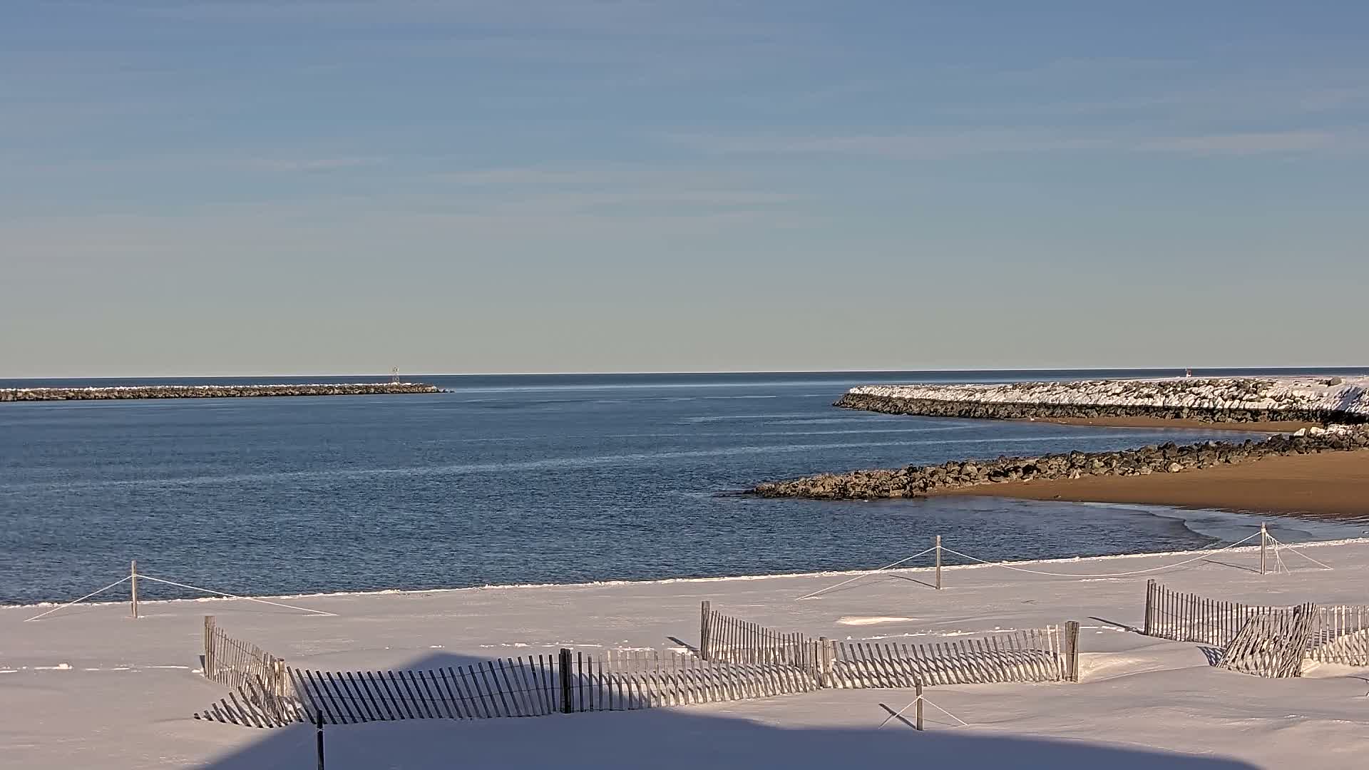Newburyport, Mouth of the Merrimack River Live Cam - Newburyport, Essex, Massachusetts, USA