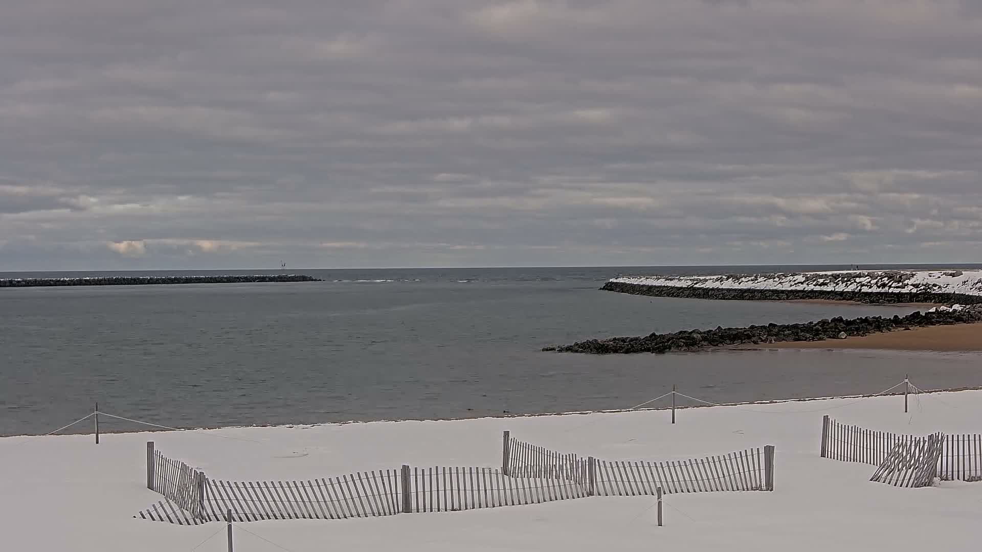 Newburyport, Mouth of the Merrimack River Live Cam - Newburyport, Essex, Massachusetts, USA