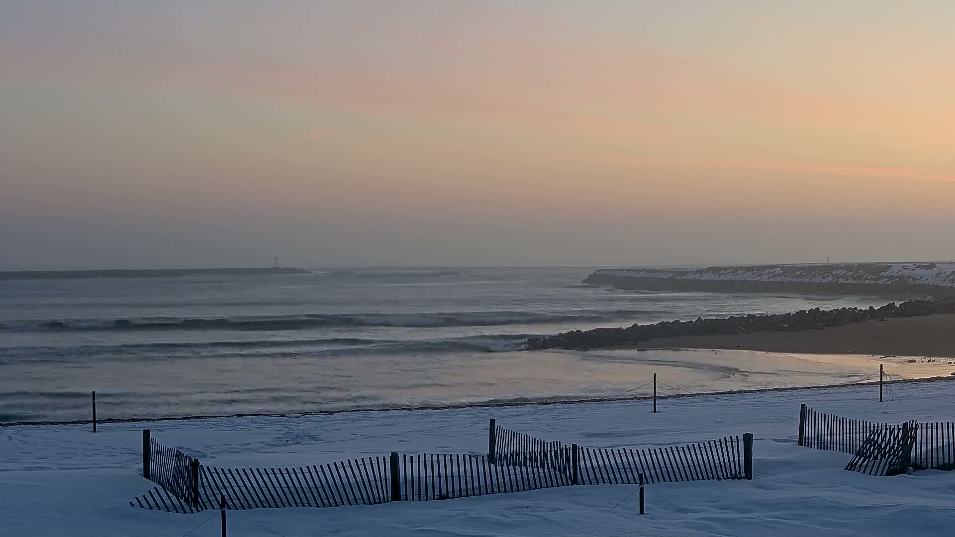 Newburyport, Mouth of the Merrimack River Live Cam - Newburyport, Essex, Massachusetts, USA