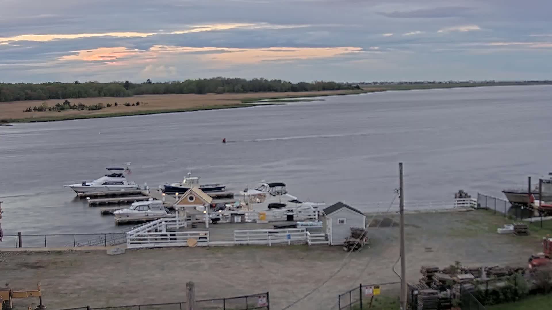 Newburyport, Merrimack River Live Cam - Newburyport, Essex, Massachusetts, USA