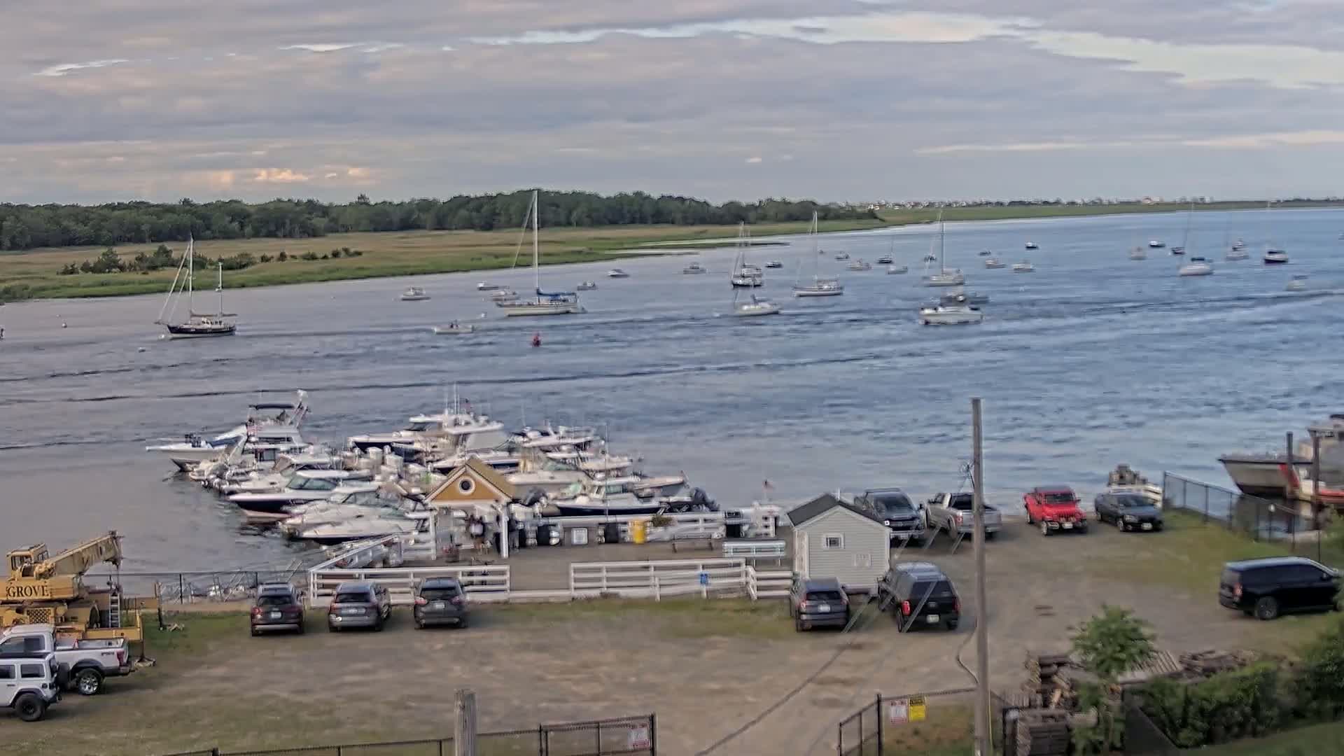 Newburyport, Merrimack River Live Cam - Newburyport, Essex, Massachusetts, USA