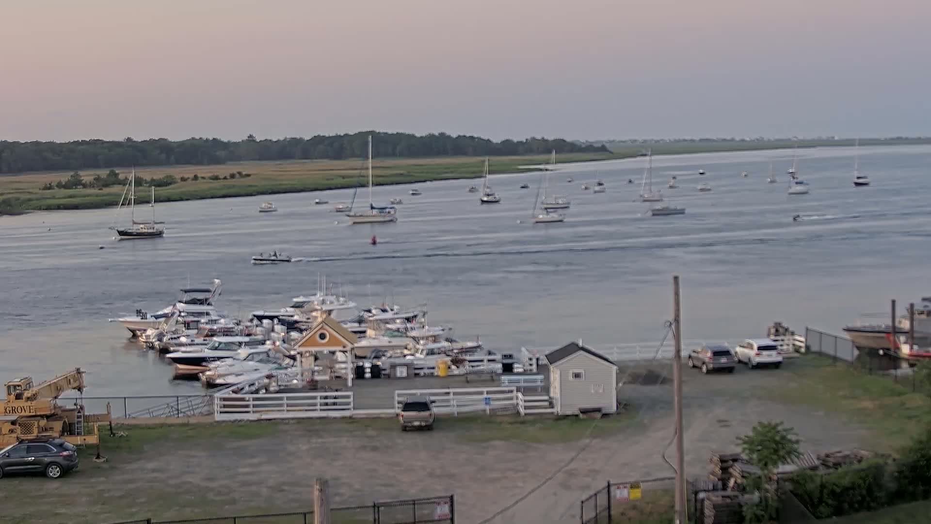 Newburyport, Merrimack River Live Cam - Newburyport, Essex, Massachusetts, USA