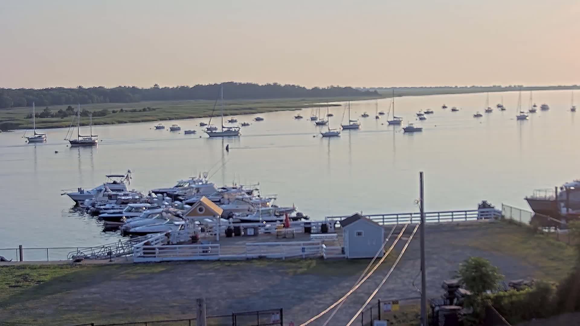 Newburyport, Merrimack River Live Cam - Newburyport, Essex, Massachusetts, USA
