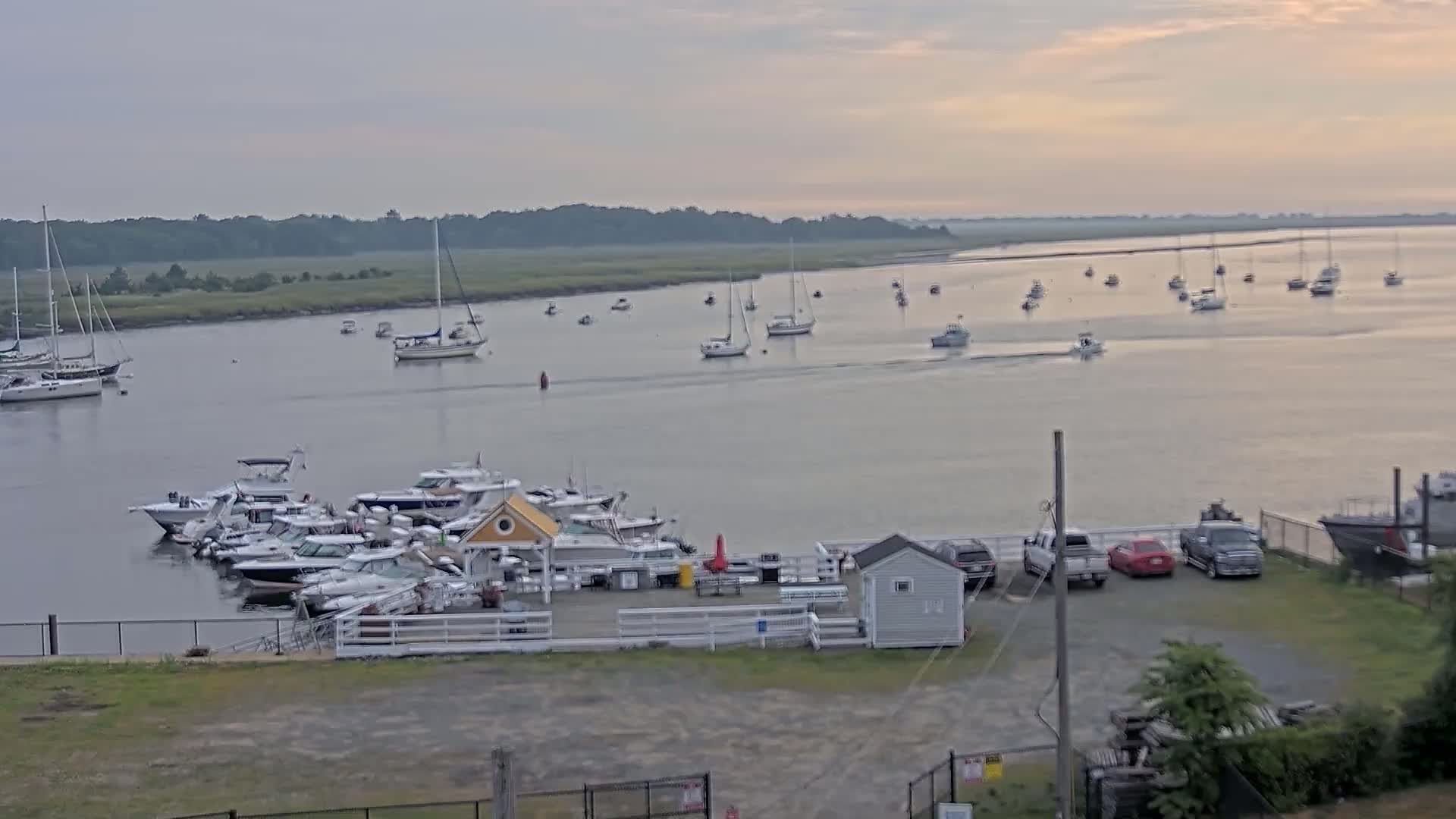 Newburyport, Merrimack River Live Cam - Newburyport, Essex, Massachusetts, USA