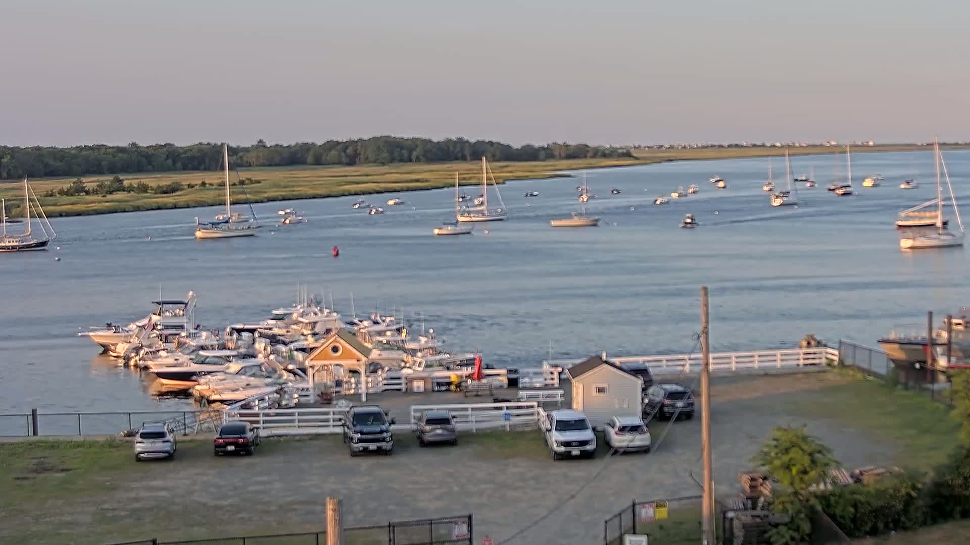 Newburyport, Merrimack River Live Cam - Newburyport, Essex, Massachusetts, USA