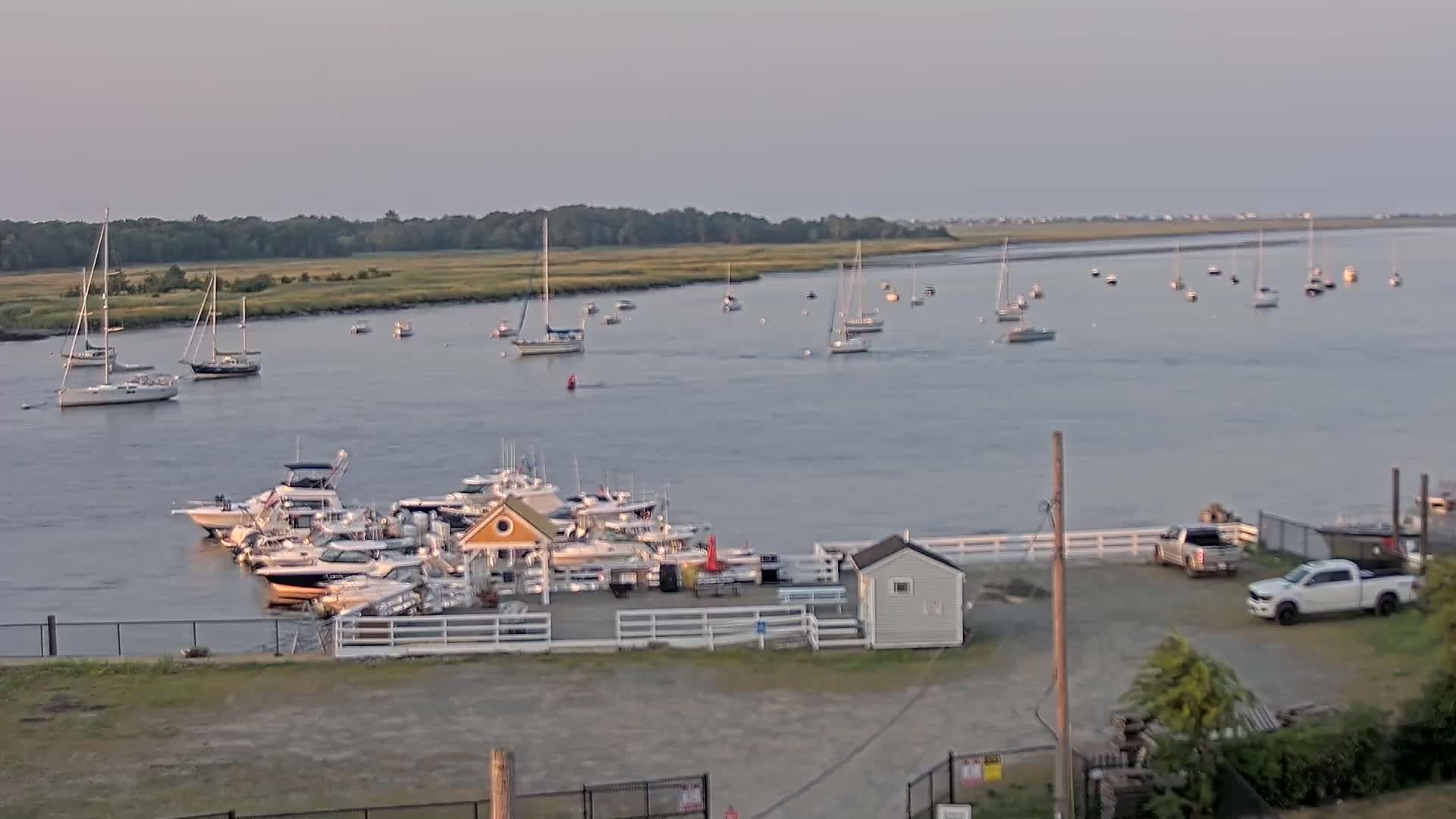 Newburyport, Merrimack River Live Cam - Newburyport, Essex, Massachusetts, USA