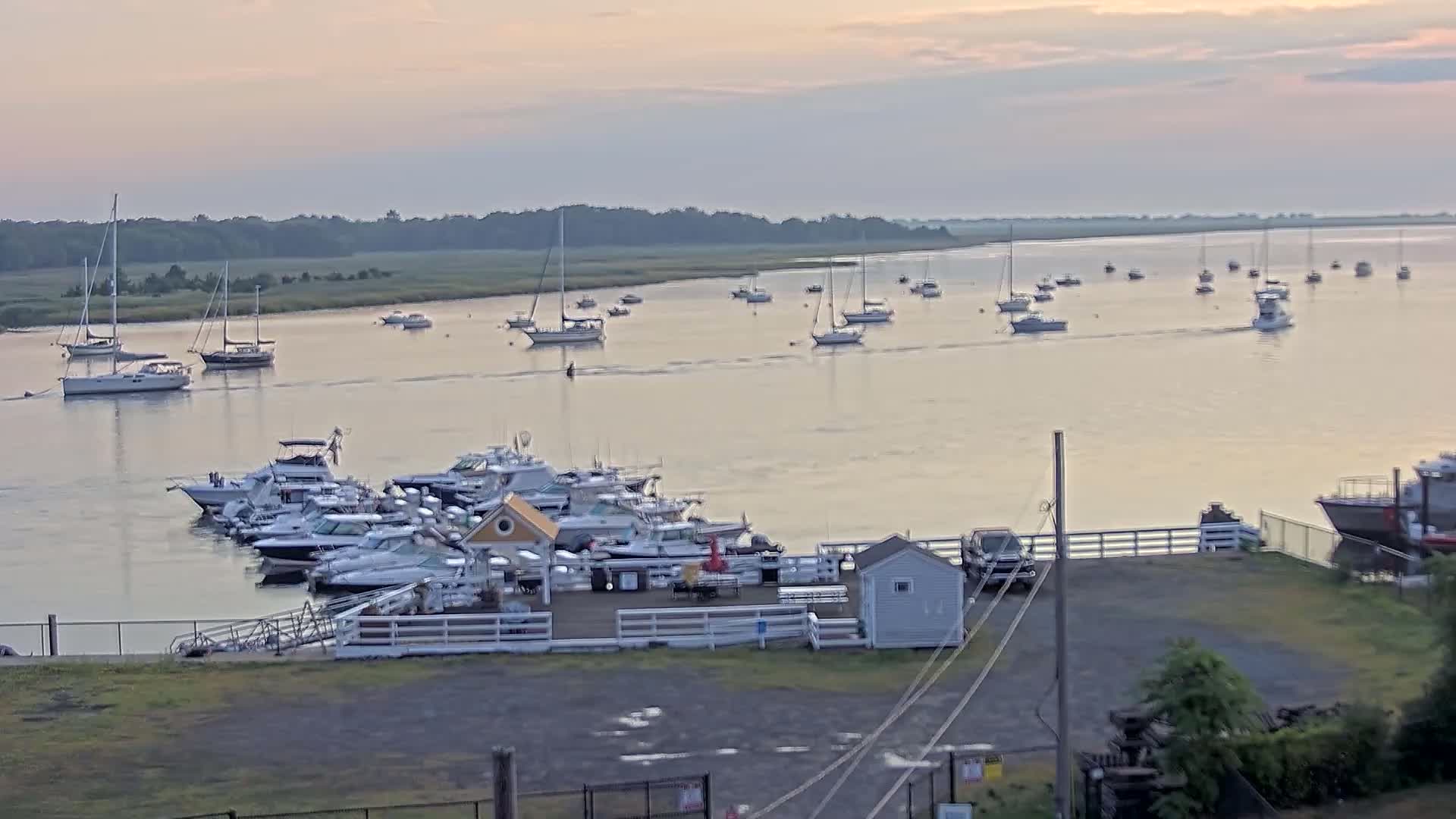 Newburyport, Merrimack River Live Cam - Newburyport, Essex, Massachusetts, USA