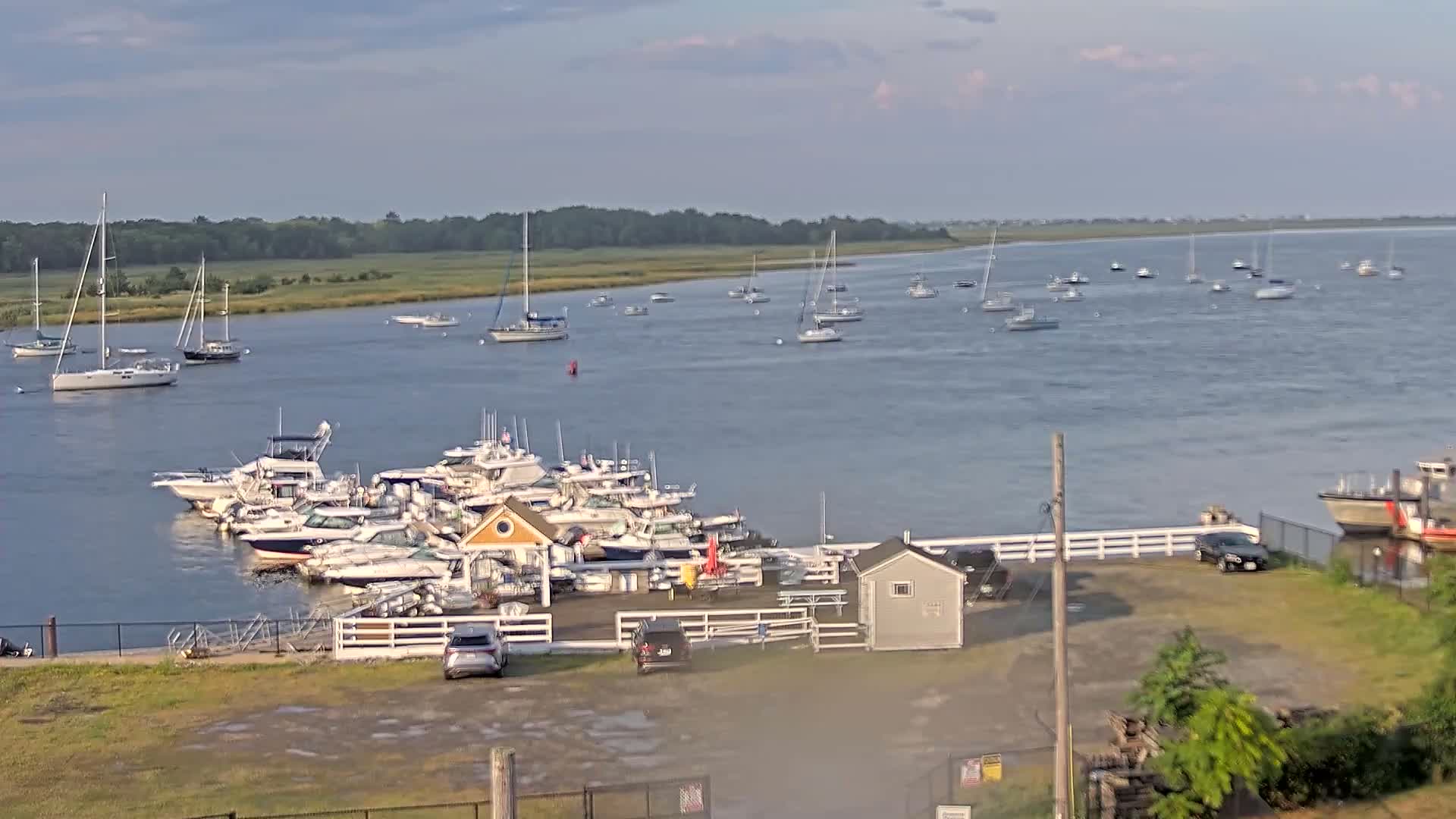 Newburyport, Merrimack River Live Cam - Newburyport, Essex, Massachusetts, USA