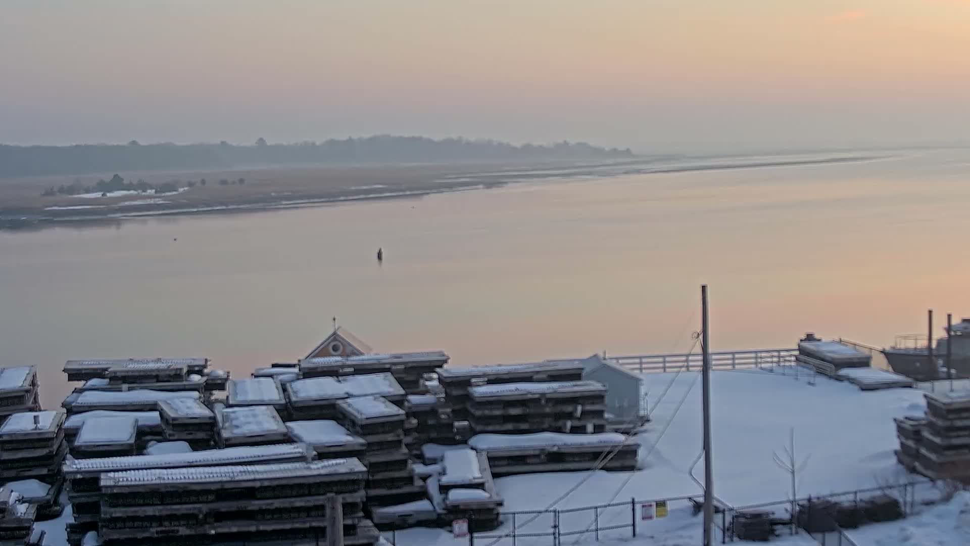 Newburyport, Merrimack River Live Cam - Newburyport, Essex, Massachusetts, USA