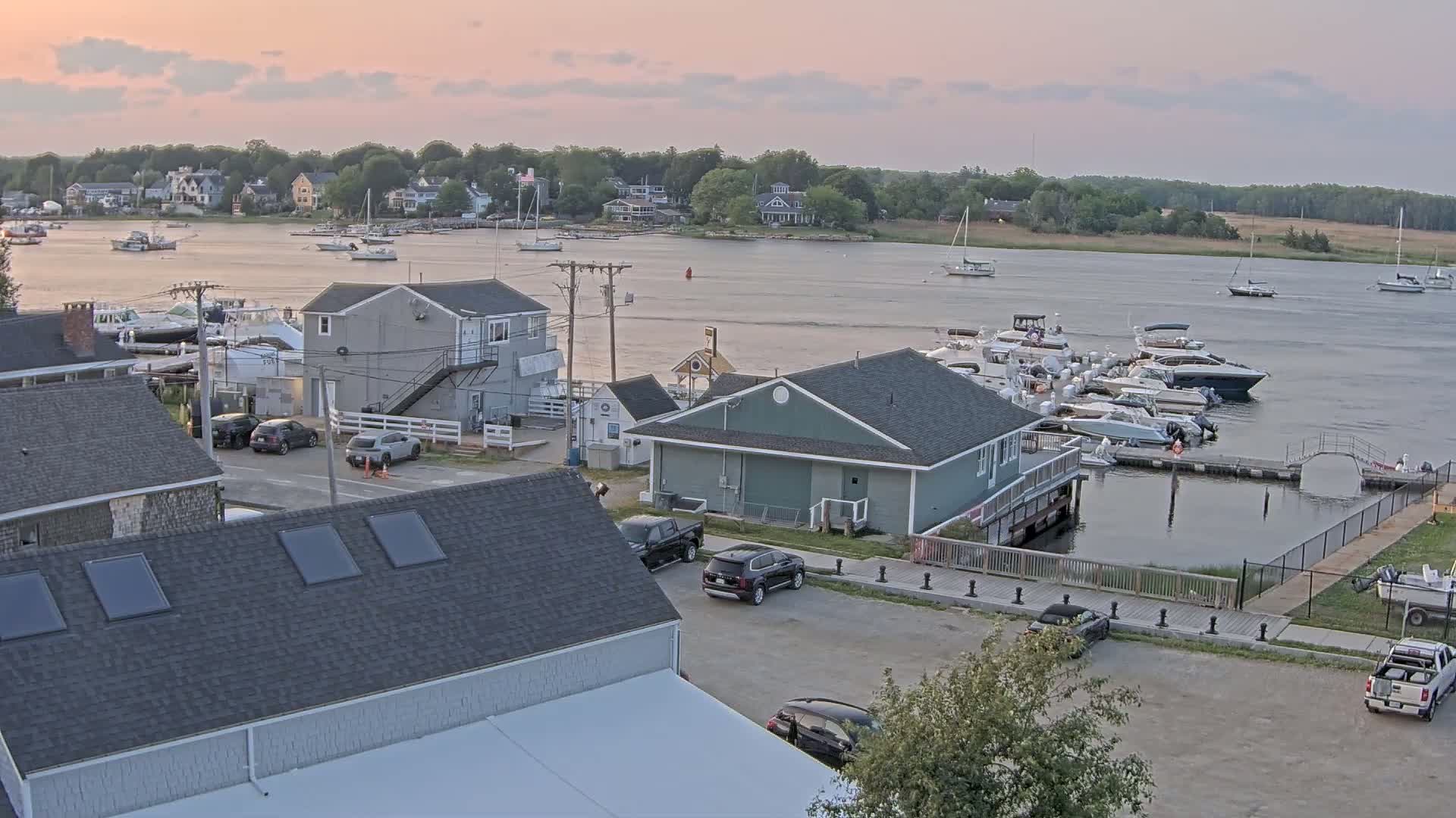 Newbury, Parker River & Riverfront Coast Live Cam - Newbury, Essex, Massachusetts, USA