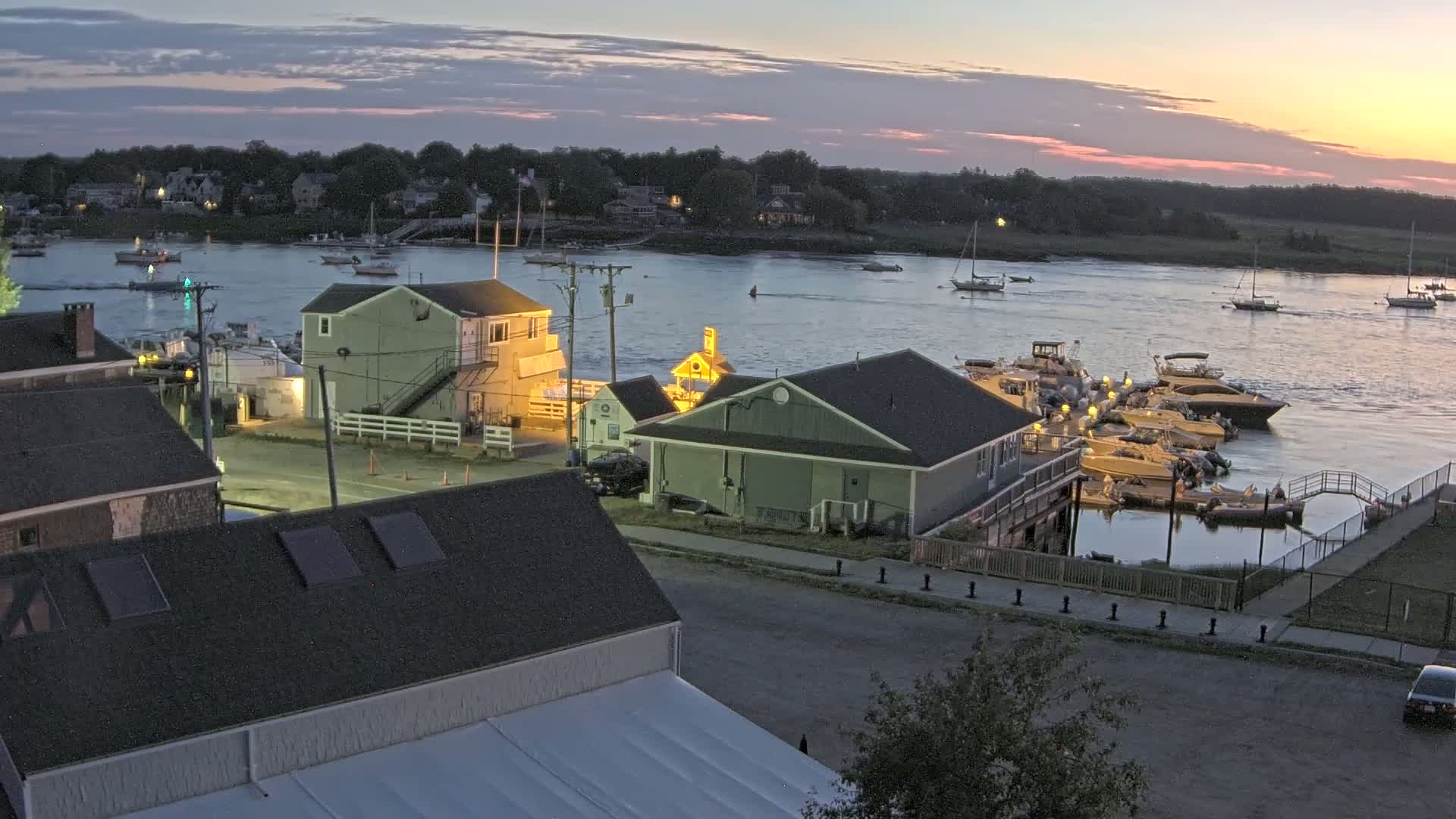 Newbury, Parker River & Riverfront Coast Live Cam - Newbury, Essex, Massachusetts, USA