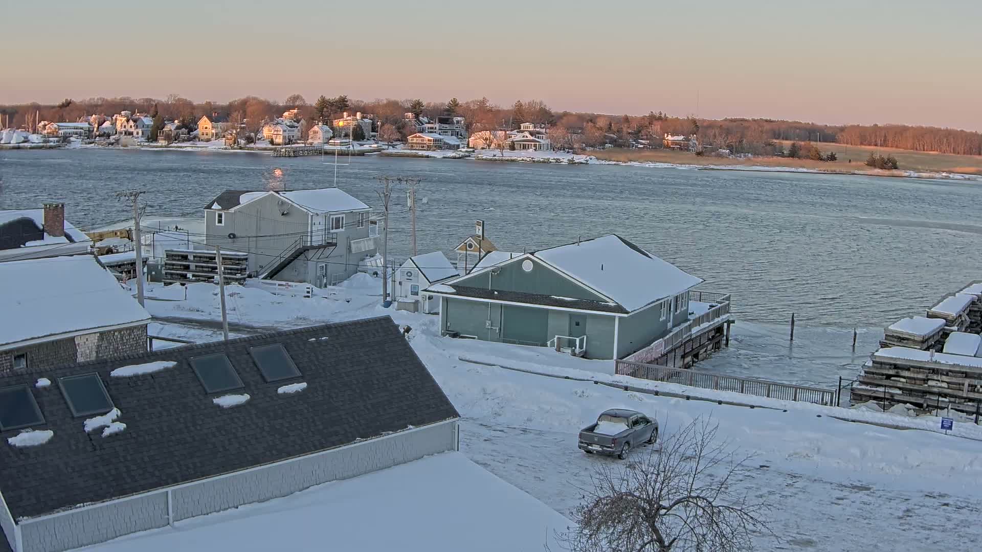 Newbury, Parker River & Riverfront Coast Live Cam - Newbury, Essex, Massachusetts, USA