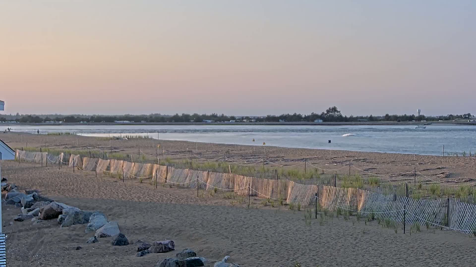 Newburyport, Plum Island Beach Access Point Live Cam - Newburyport, Essex, Massachusetts, USA