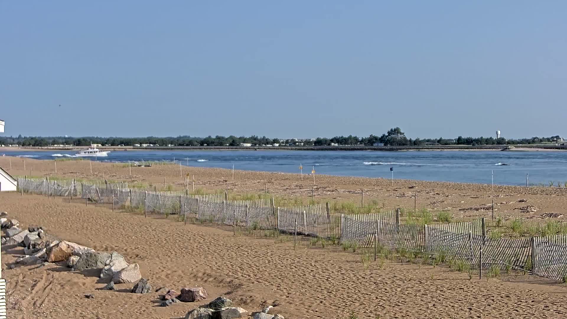 Newburyport, Plum Island Beach Access Point Live Cam - Newburyport, Essex, Massachusetts, USA