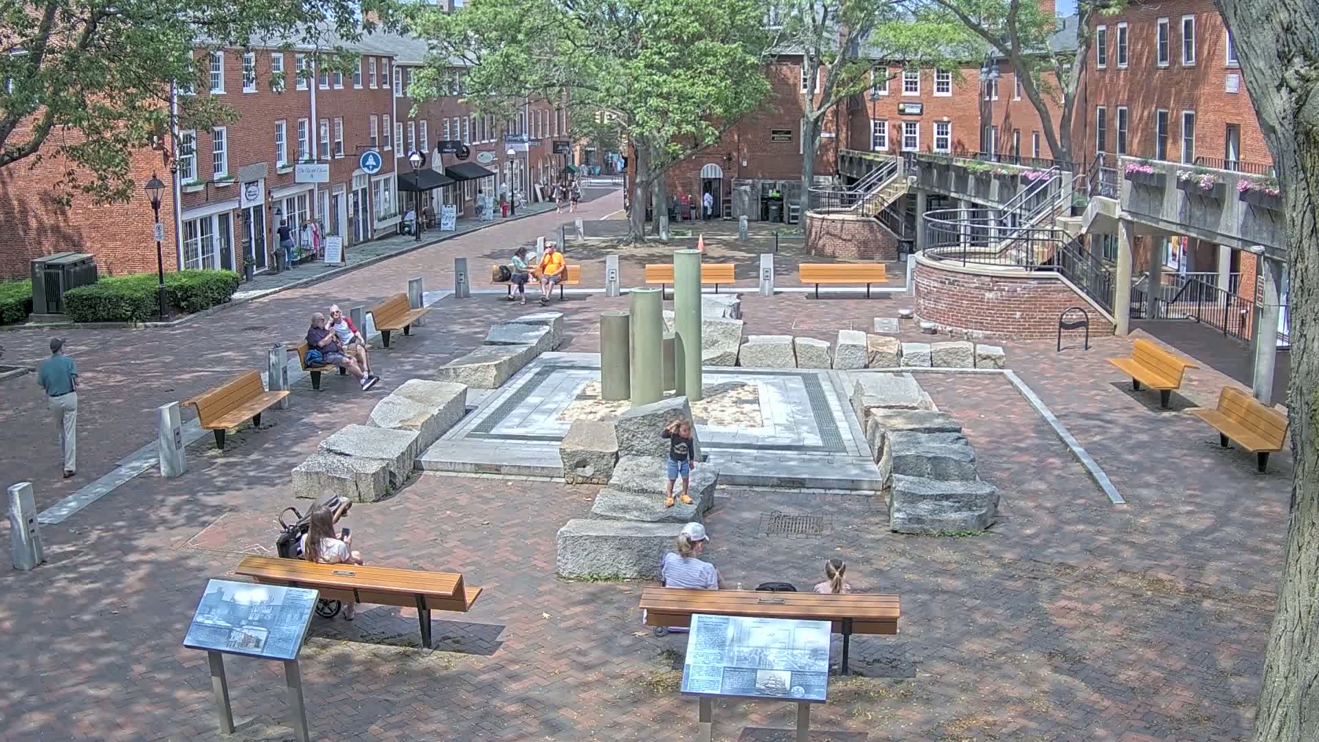 Newburyport, 6 Inn Street North View Live Cam - Newburyport, Essex, Massachusetts, USA