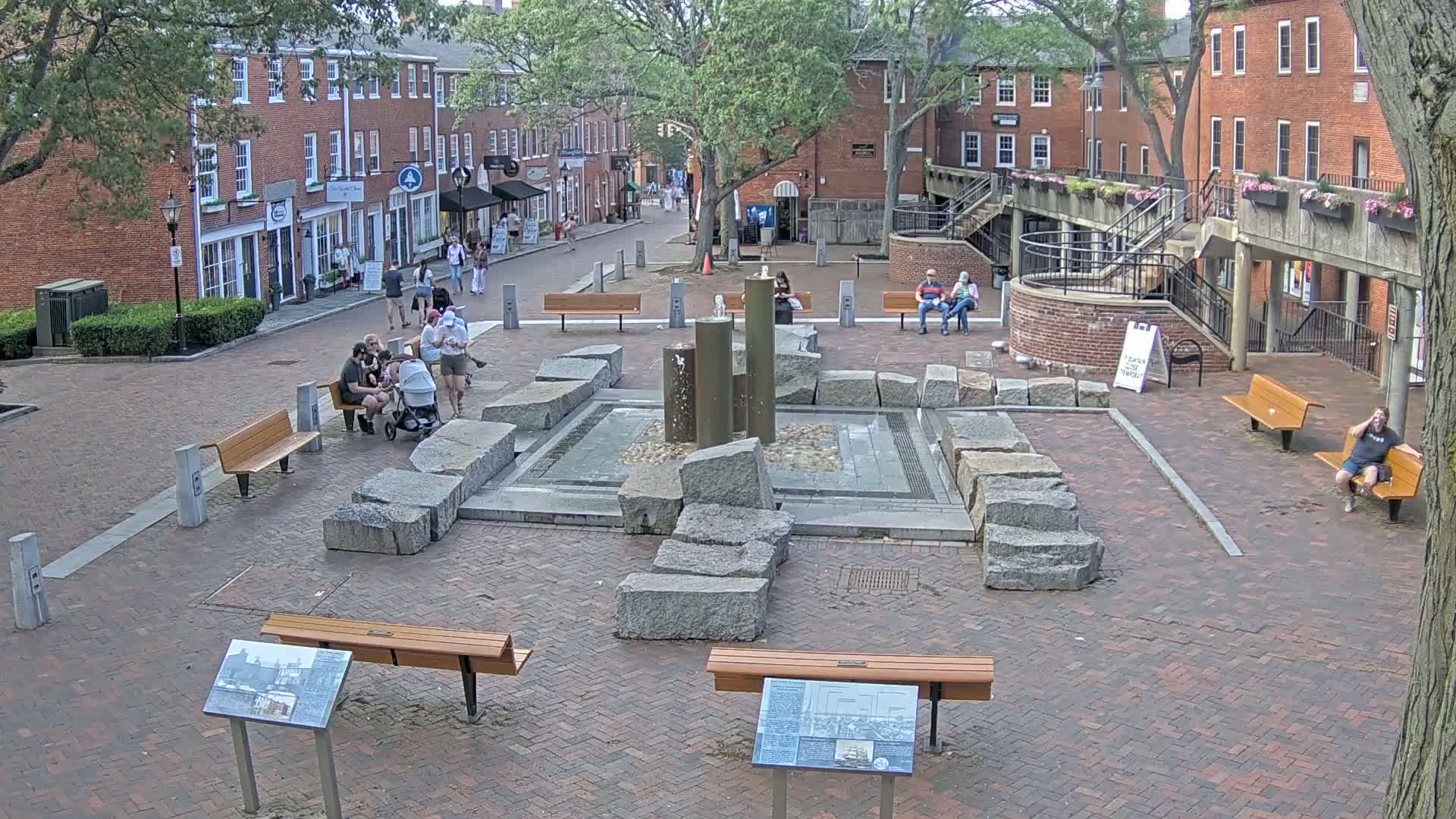 Newburyport, 6 Inn Street North View Live Cam - Newburyport, Essex, Massachusetts, USA