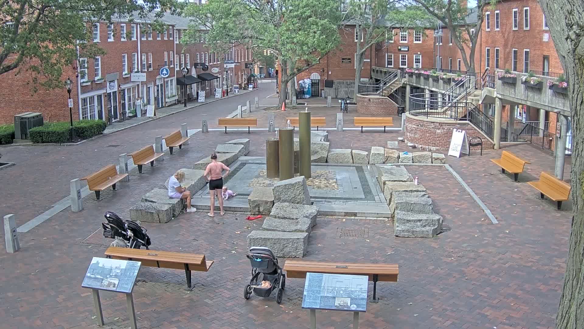 Newburyport, 6 Inn Street North View Live Cam - Newburyport, Essex, Massachusetts, USA